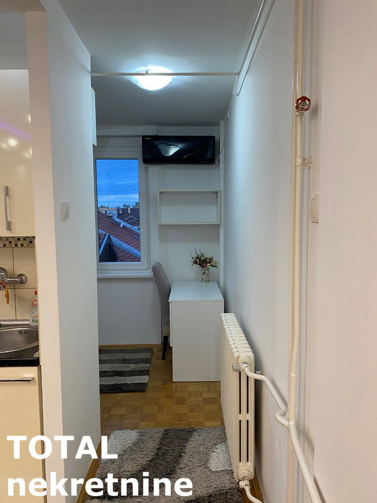 Jednoiposoban stan za izdavanje, Novo Naselje, Novi Sad, 46m², 450 €/mes