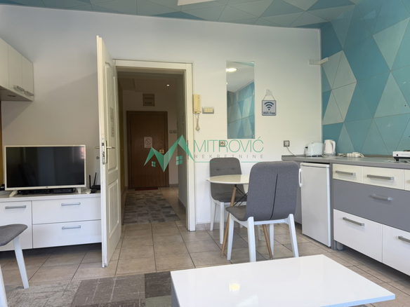Stan Prodaja Novi Sad  42 m2