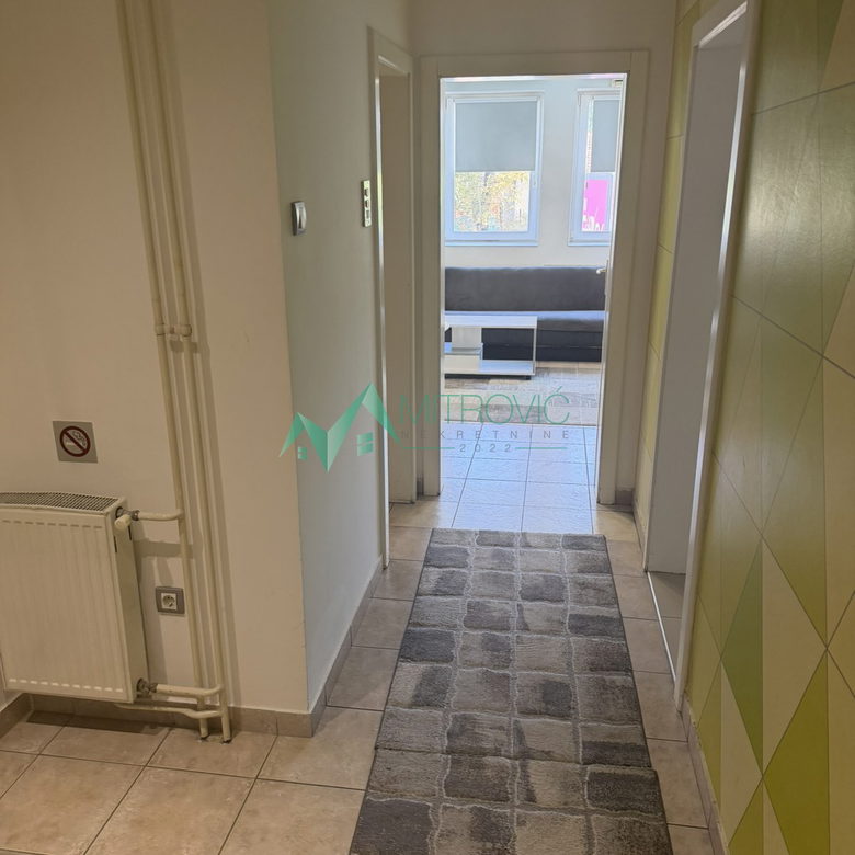 Stan Prodaja Novi Sad  42 m2