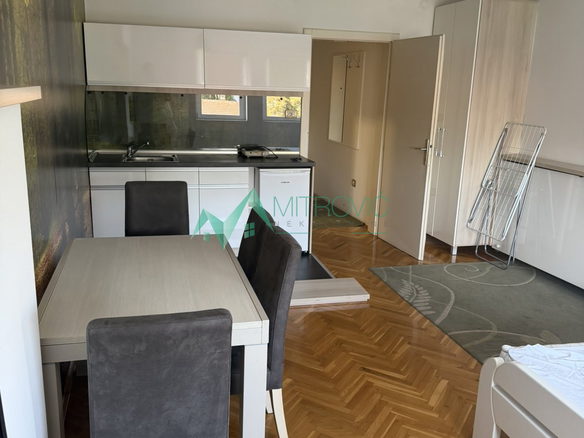 Stan Prodaja Novi Sad  28 m2