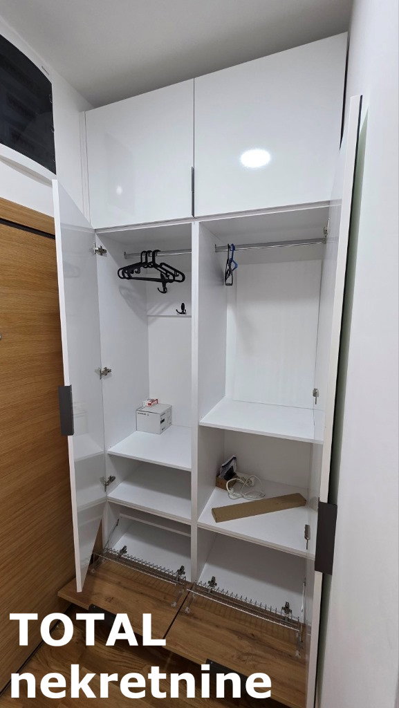 Stan Izdavanje Novi Sad  43 m2