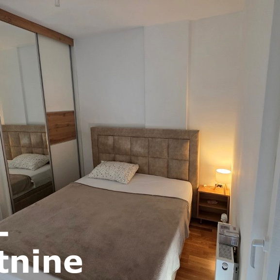 Stan Izdavanje Novi Sad  43 m2