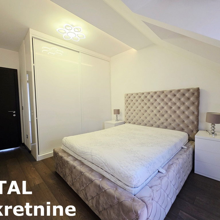 Višesoban stan za izdavanje, Sajmište, Novi Sad, 242m², 1.800 €/mes