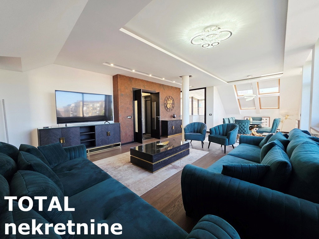 Višesoban stan za izdavanje, Sajmište, Novi Sad, 242m², 1.800 €/mes
