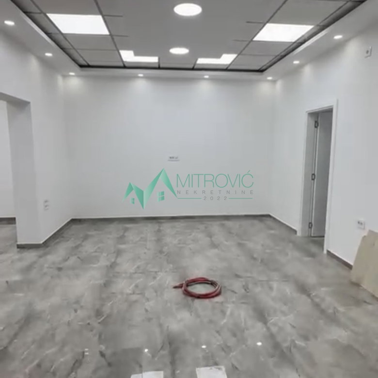 Lokal na prodaju, Salajka, Novi Sad, 50m², 700 €