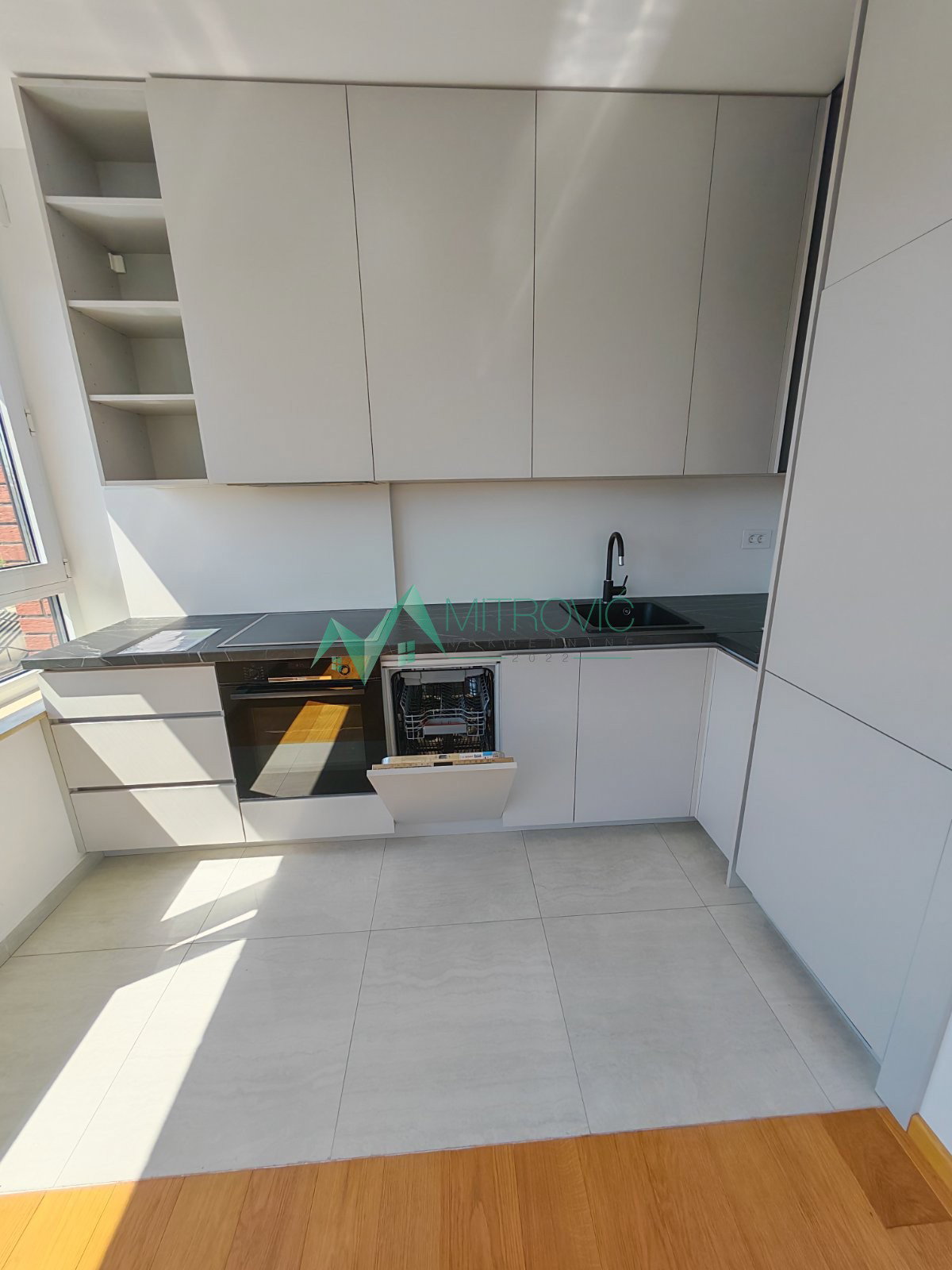 Stan Prodaja Novi Sad  76 m2