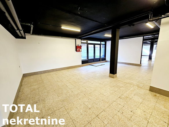 Lokal Izdavanje Novi Sad Tatarsko Brdo 190 m2