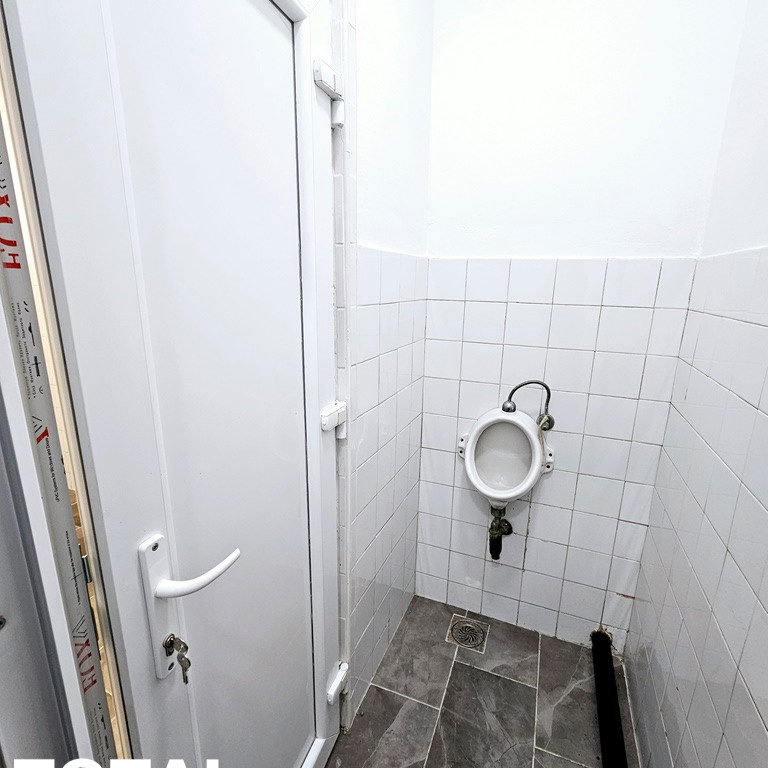 Lokal za izdavanje, Tatarsko Brdo, Novi Sad, 190m², 1.200 €/mes