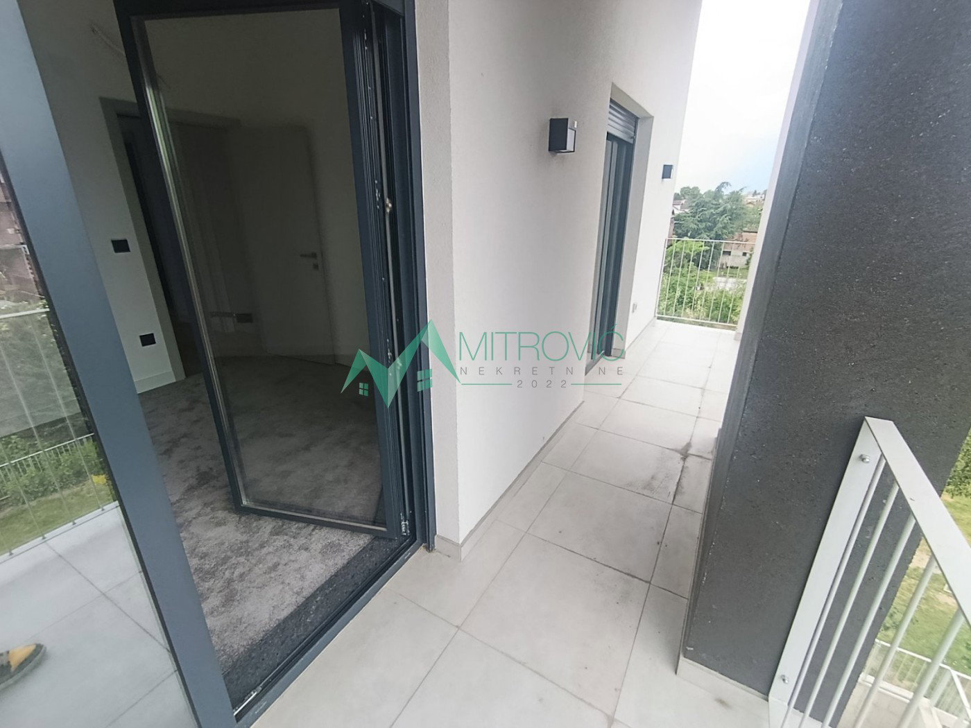 izdavanje-telep-9102265-4mdhm Lokal na prodaju, Telep, Novi Sad, 183m², 1.500 €