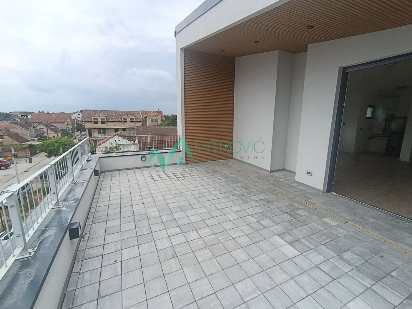izdavanje-telep-9102265-pp4nb Lokal na prodaju, Telep, Novi Sad, 183m², 1.500 €