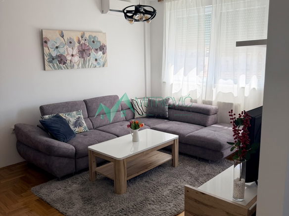 Stan Prodaja Novi Sad  58 m2