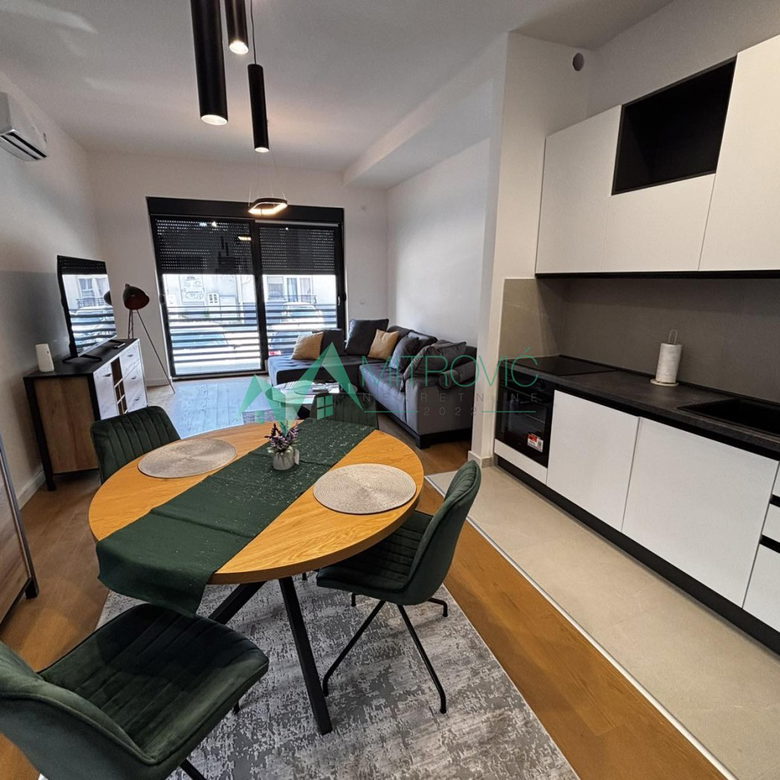 Stan Prodaja Novi Sad  49 m2