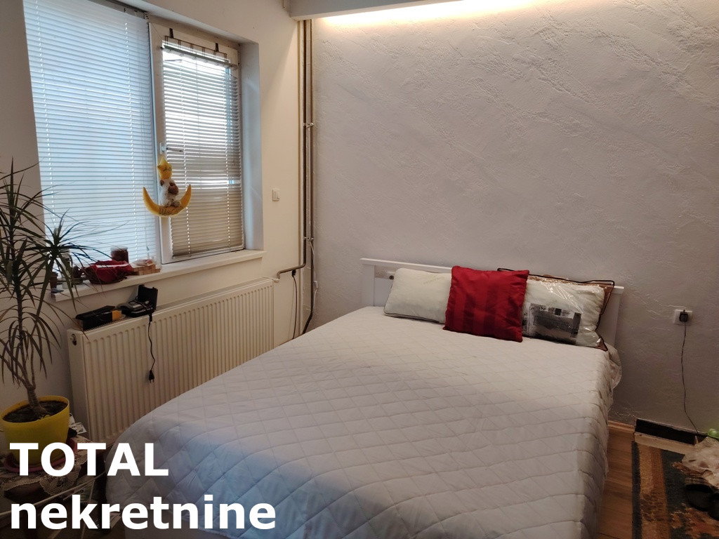 Kuća Prodaja Bački Petrovac  225 m2