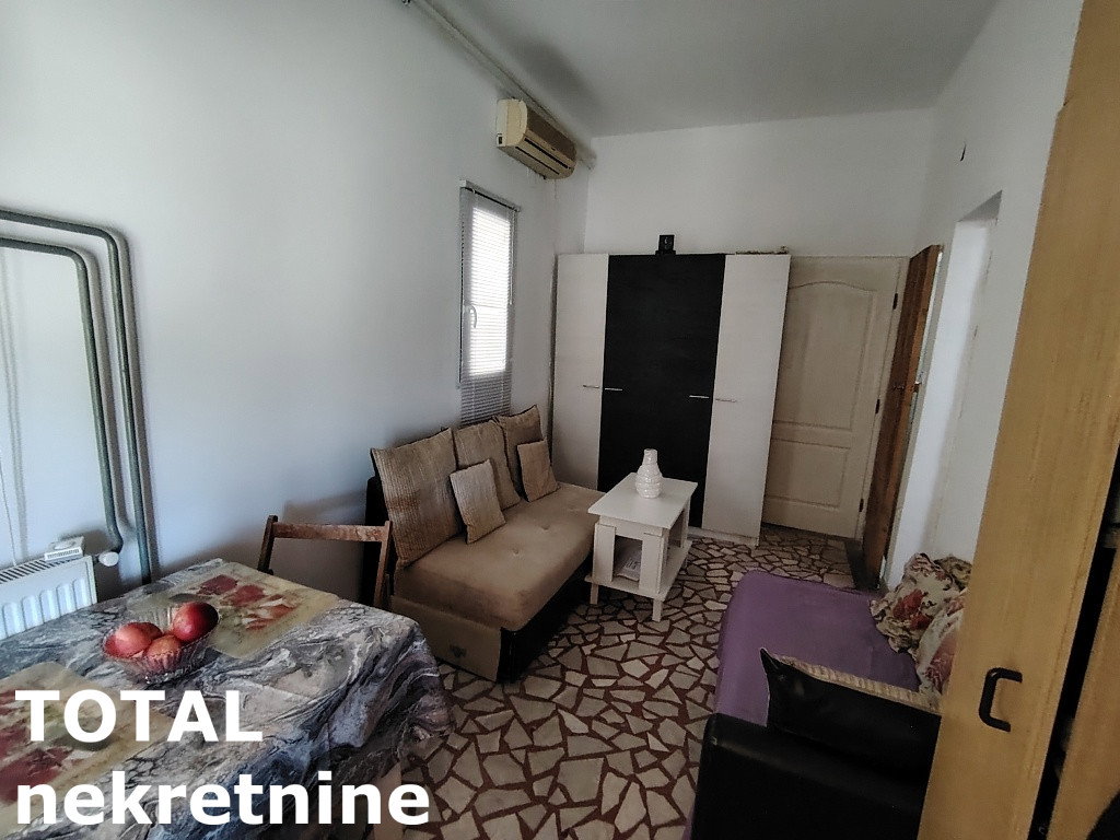 Kuća Prodaja Bački Petrovac  225 m2
