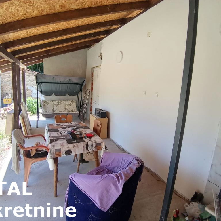 Kuća Prodaja Bački Petrovac  225 m2