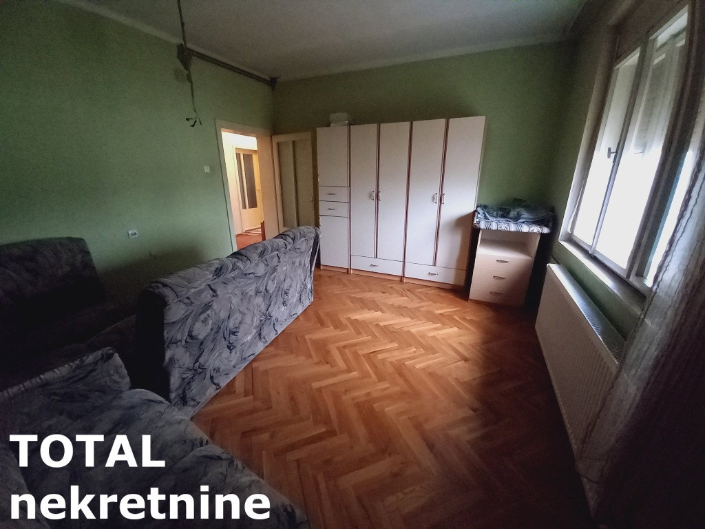 kuce-Siri-centar-3091338-59otx Kuća Prodaja Bački Petrovac 181 m2