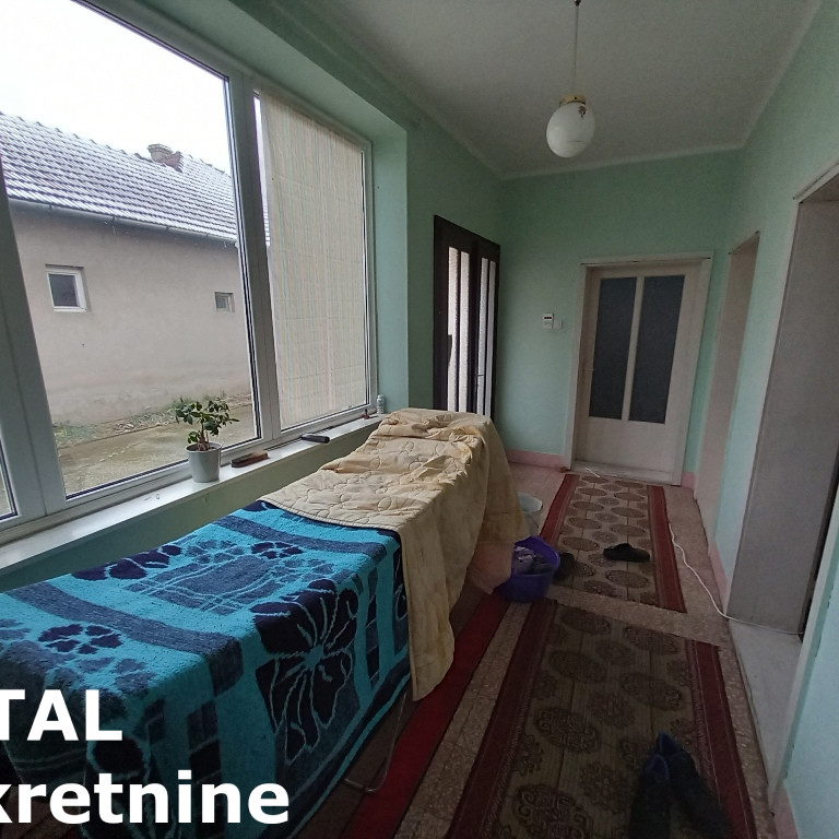 Kuća na prodaju, Gložan, Bački Petrovac, 181m², 95.000 €
