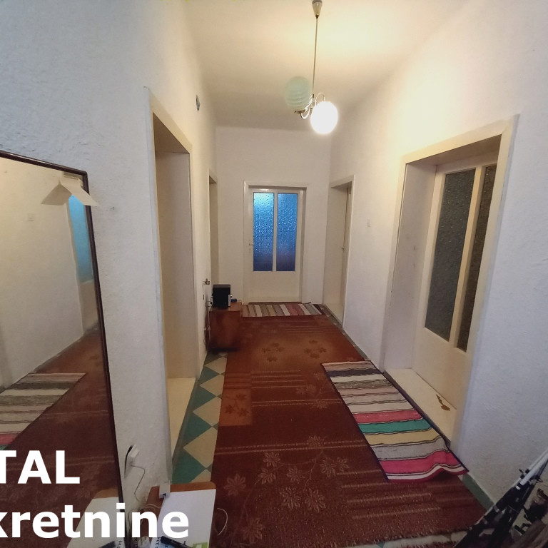 Kuća na prodaju, Gložan, Bački Petrovac, 181m², 95.000 €