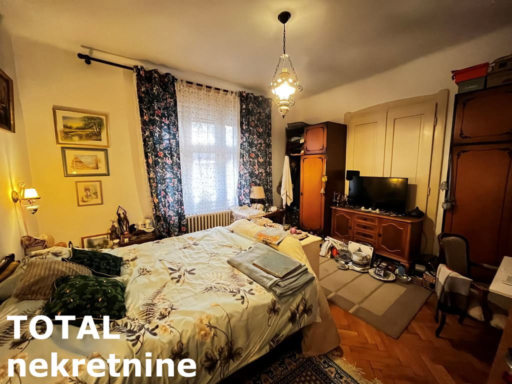 Kuća Prodaja Novi Sad  280 m2