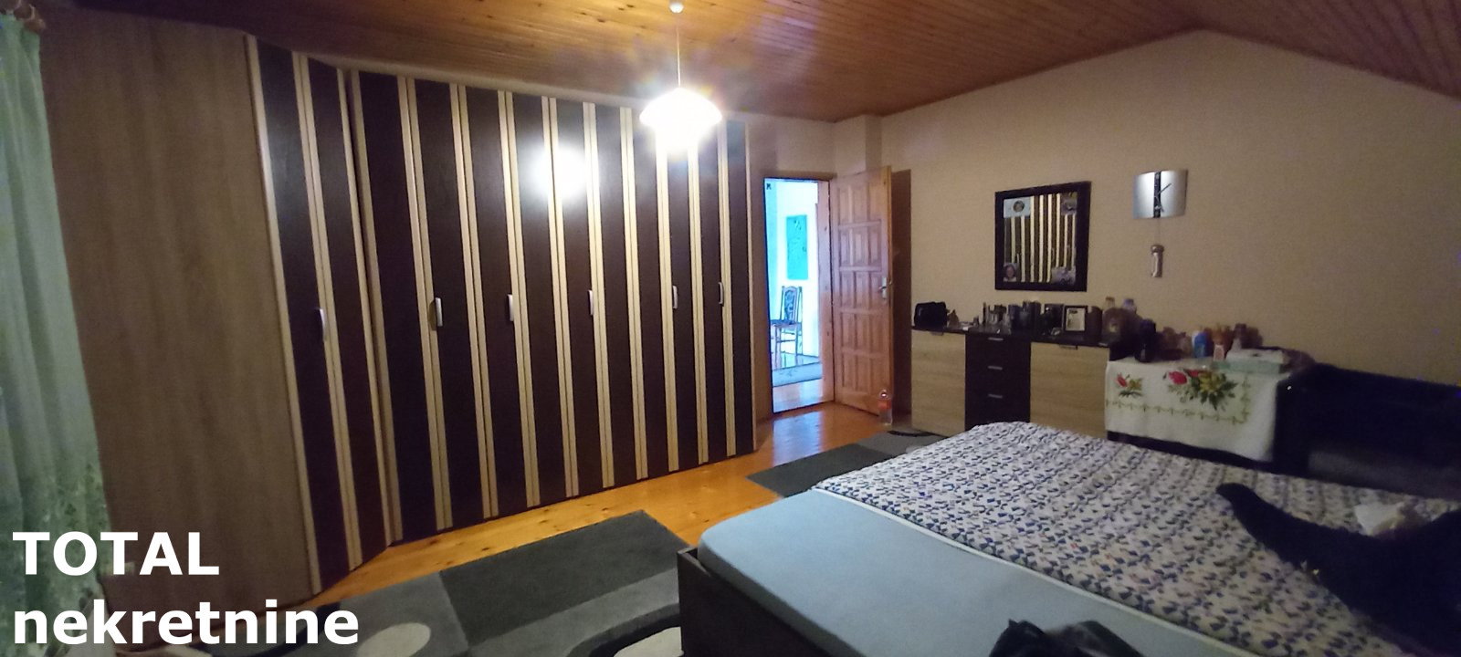 kuce-adice-3090322-5kjbz Kuća Prodaja Novi Sad 178 m2