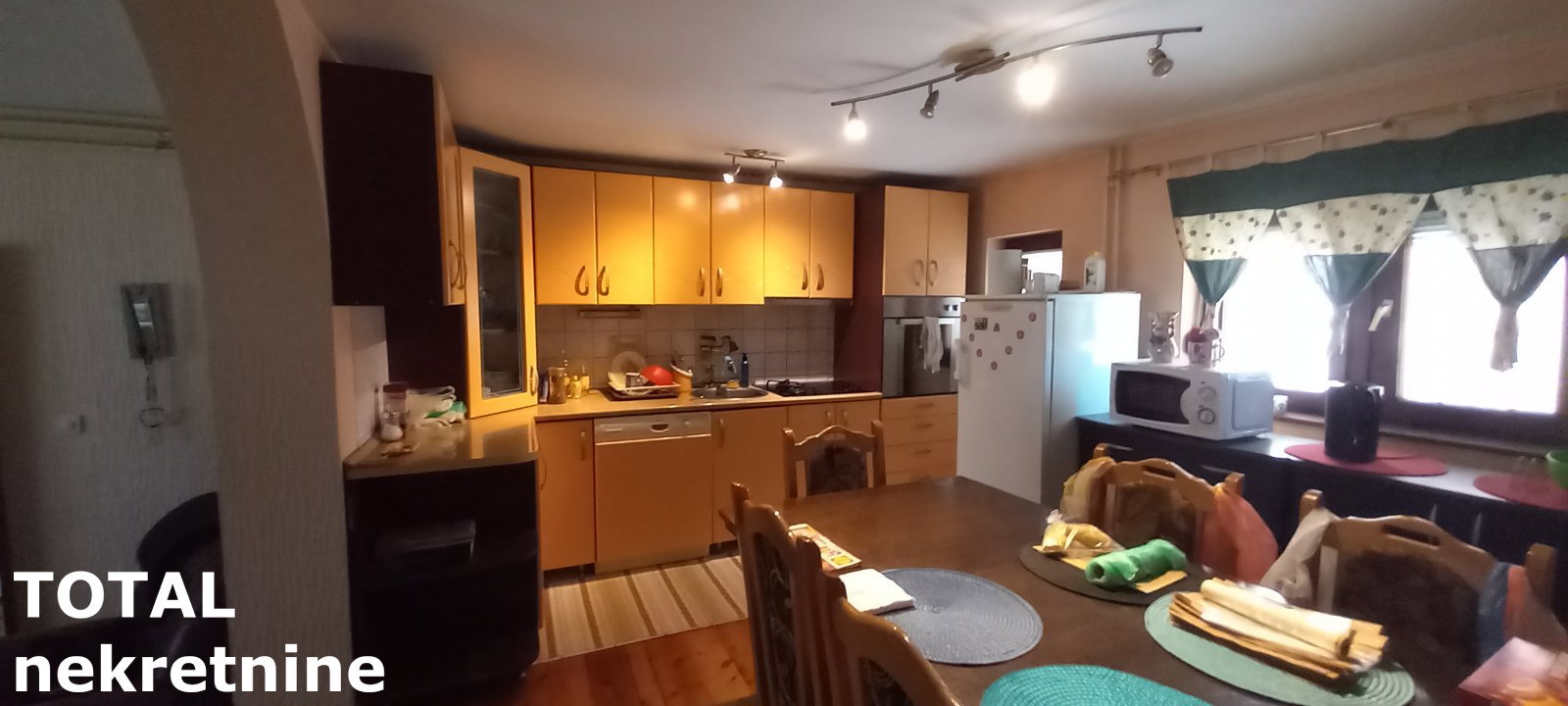 kuce-adice-3090322-twslt Kuća na prodaju, Adice, Novi Sad, 178m², 310.000 €