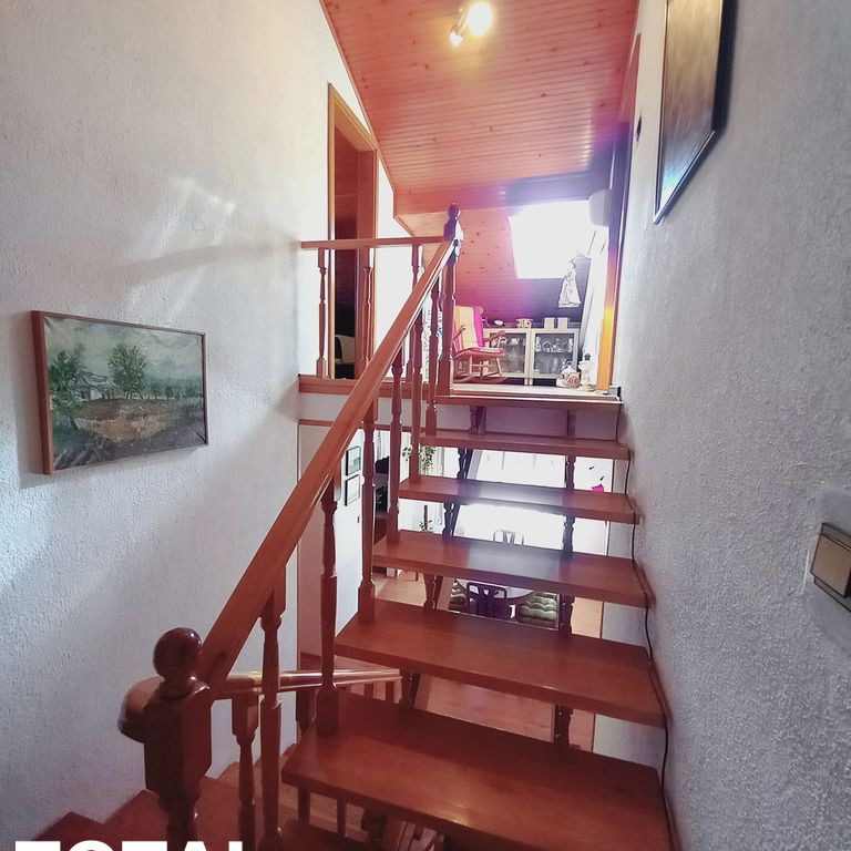Kuća na prodaju, Bački Petrovac, 200m², 195.700 €