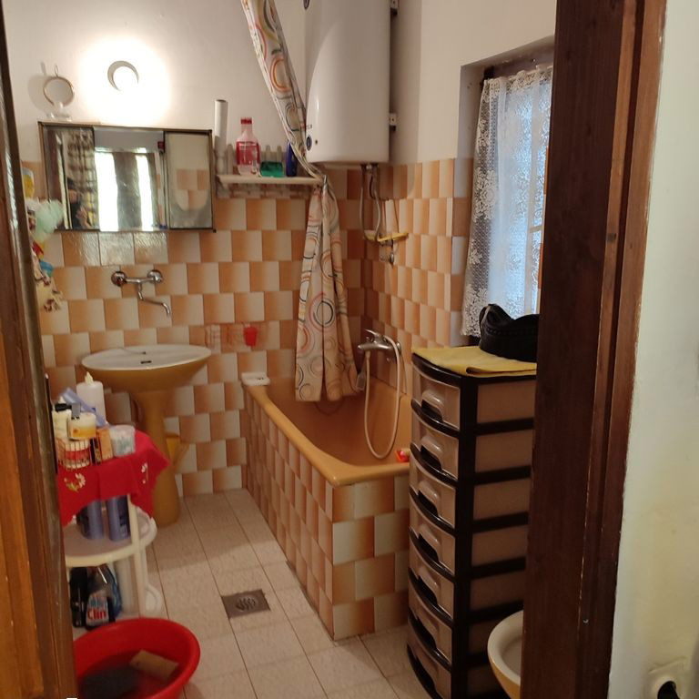 Kuća Prodaja Beočin  90 m2
