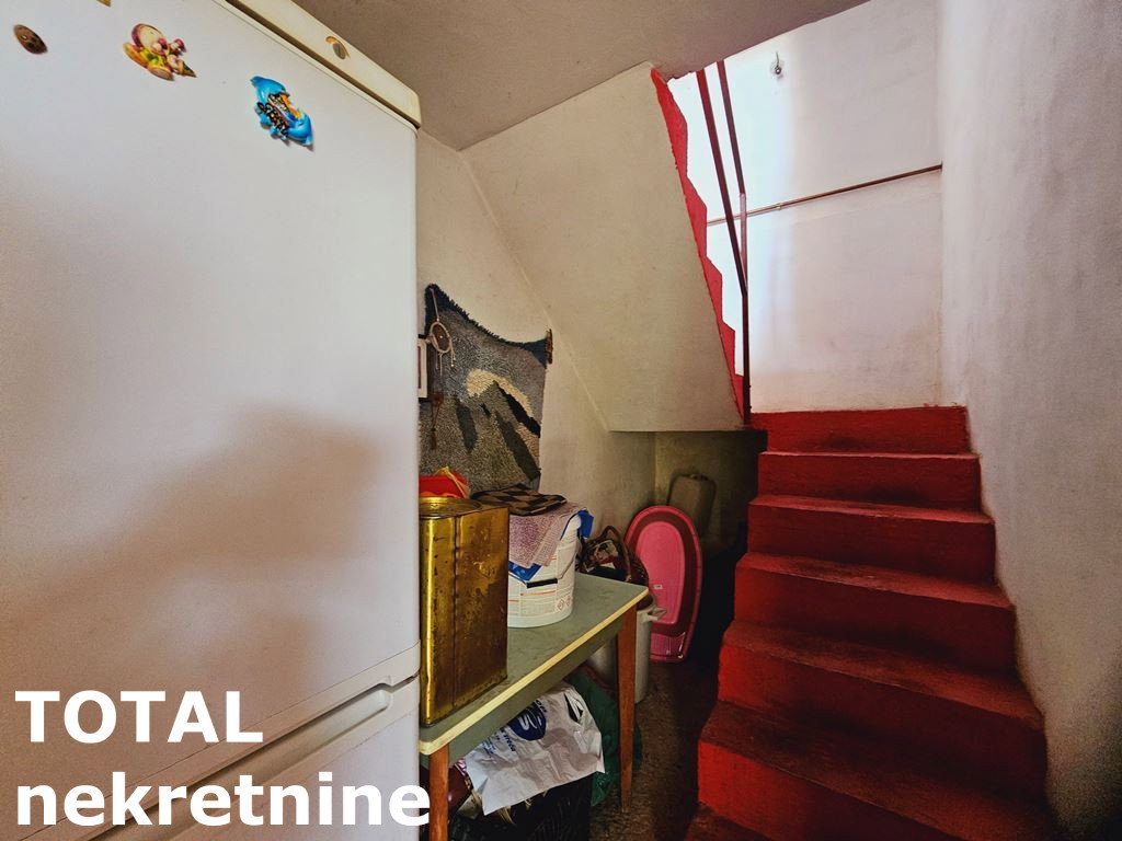 kuce-banstol-3046100-c5jrm Kuća Prodaja Sremski Karlovci 120 m2