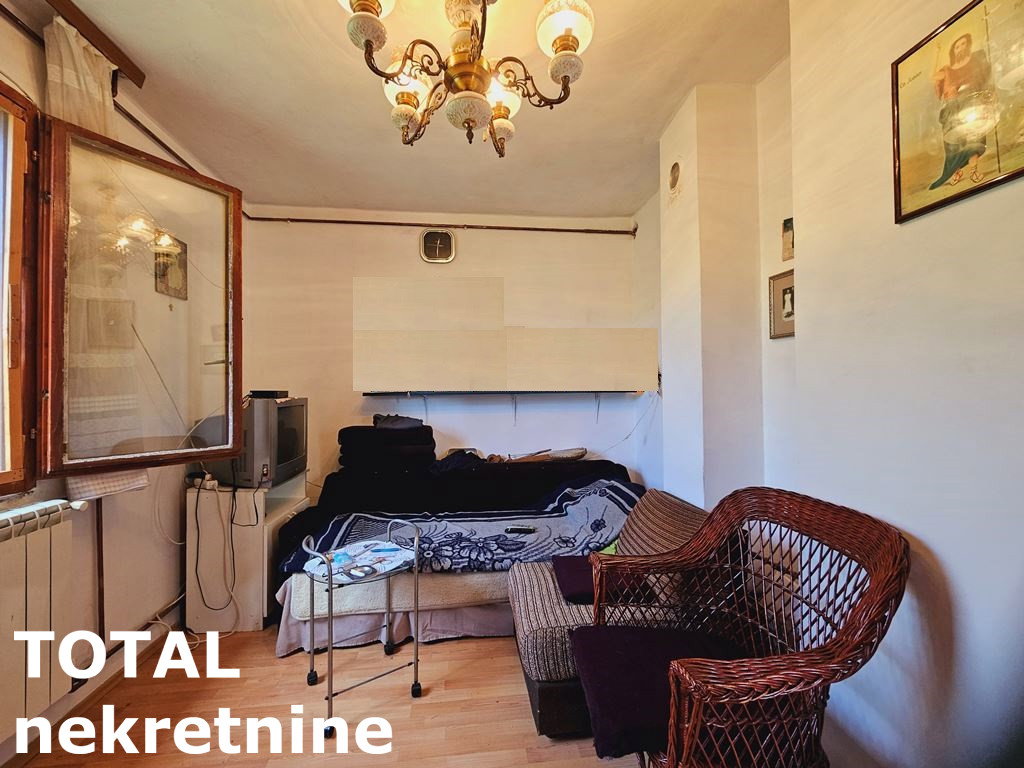 Kuća na prodaju, Banstol, Sremski Karlovci, 120m², 75.000 €