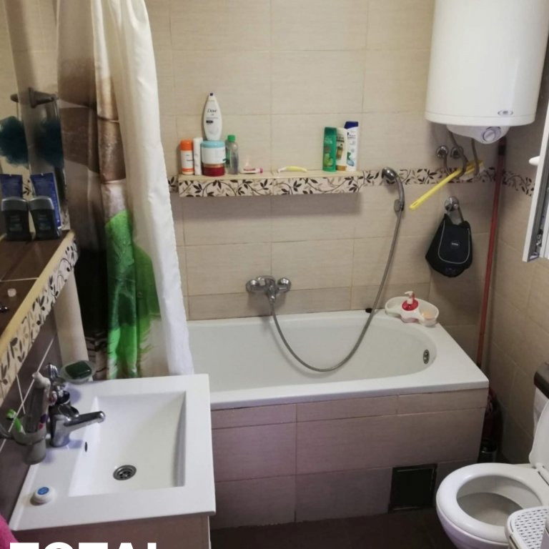 Kuća na prodaju, Banstol, Sremski Karlovci, 190m², 140.000 €