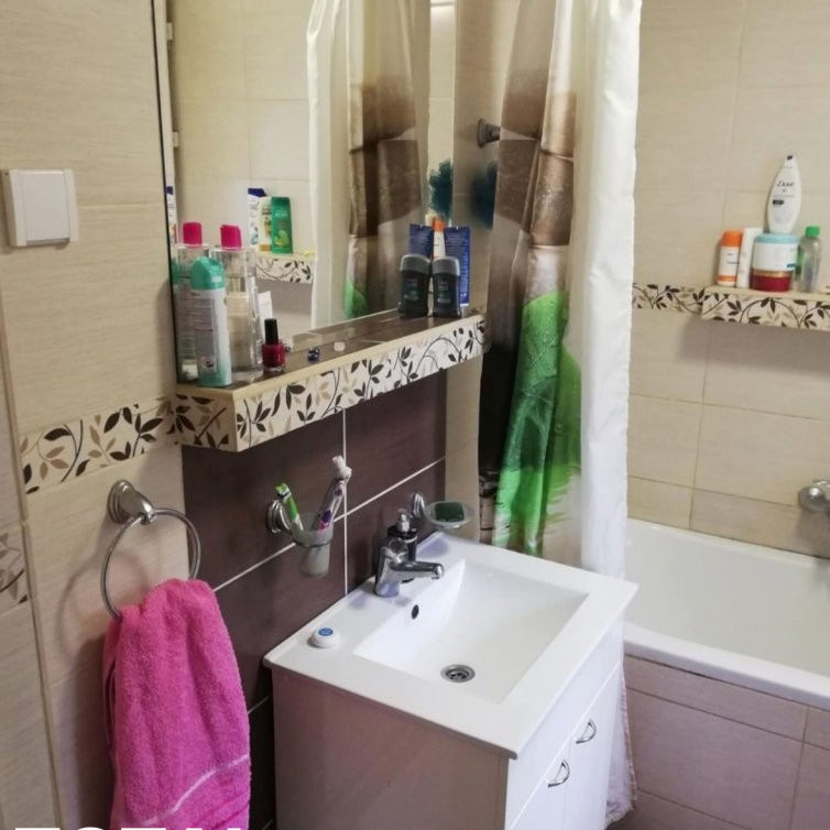 Kuća na prodaju, Banstol, Sremski Karlovci, 190m², 140.000 €