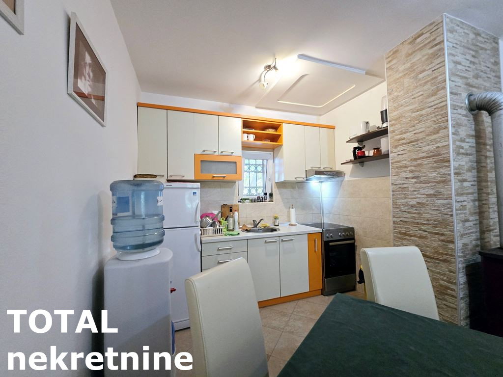 kuce-banstol-3046653-acjk9 Kuća na prodaju, Banstol, Sremski Karlovci, 69m², 144.200 €