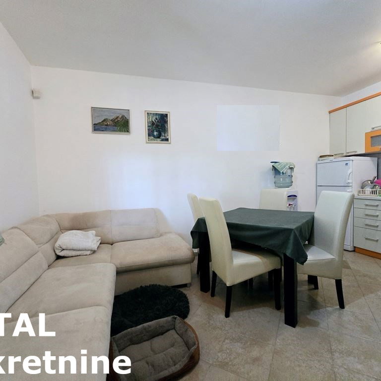 Kuća na prodaju, Banstol, Sremski Karlovci, 69m², 144.200 €