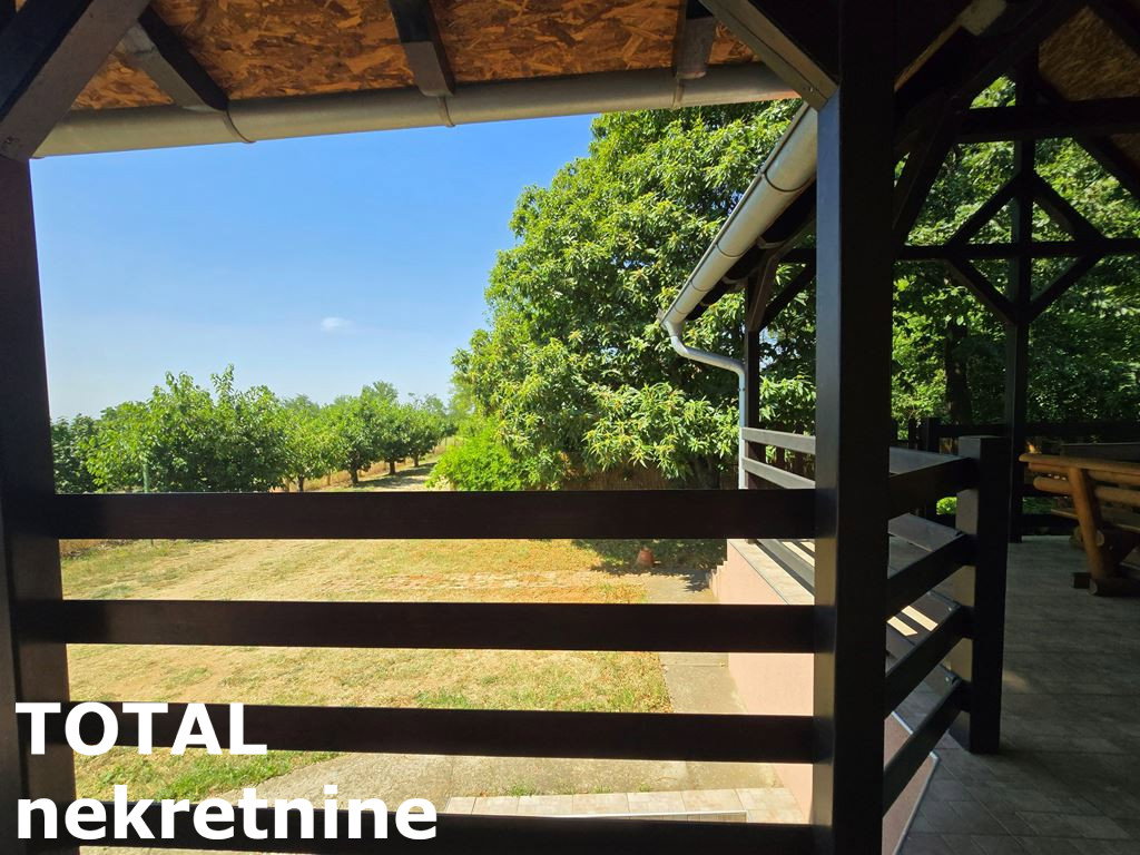 kuce-banstol-3046653-tqurm Kuća Prodaja Sremski Karlovci 69 m2