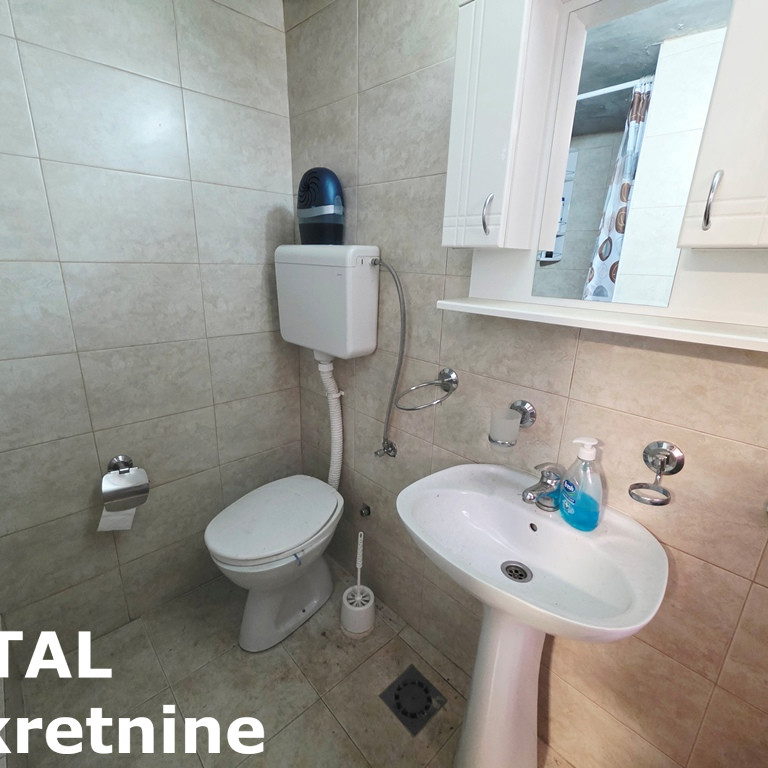Kuća na prodaju, Banstol, Sremski Karlovci, 72m², 98.800 €