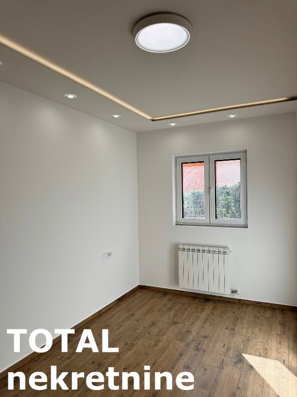 Kuća Prodaja Novi Sad Čardak 300 m2