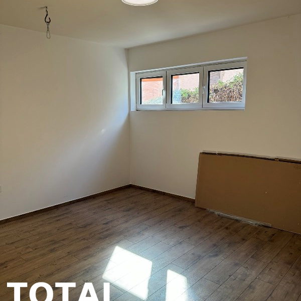 Kuća Prodaja Novi Sad Čardak 300 m2