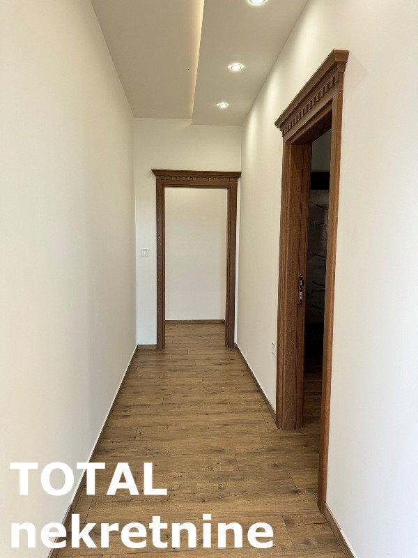 Kuća Prodaja Novi Sad Čardak 300 m2