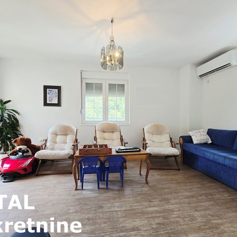 Kuća na prodaju, Čardak, Novi Sad, 244m², 490.000 €