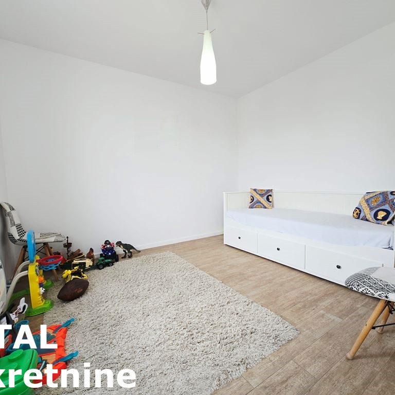 Kuća na prodaju, Čardak, Novi Sad, 244m², 490.000 €