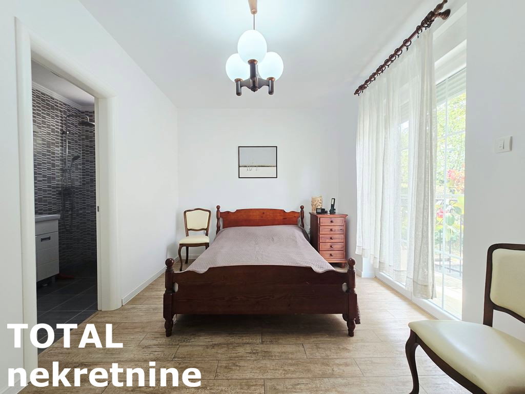 kuce-cardak-3091619-upnxz Kuća na prodaju, Čardak, Novi Sad, 244m², 490.000 €