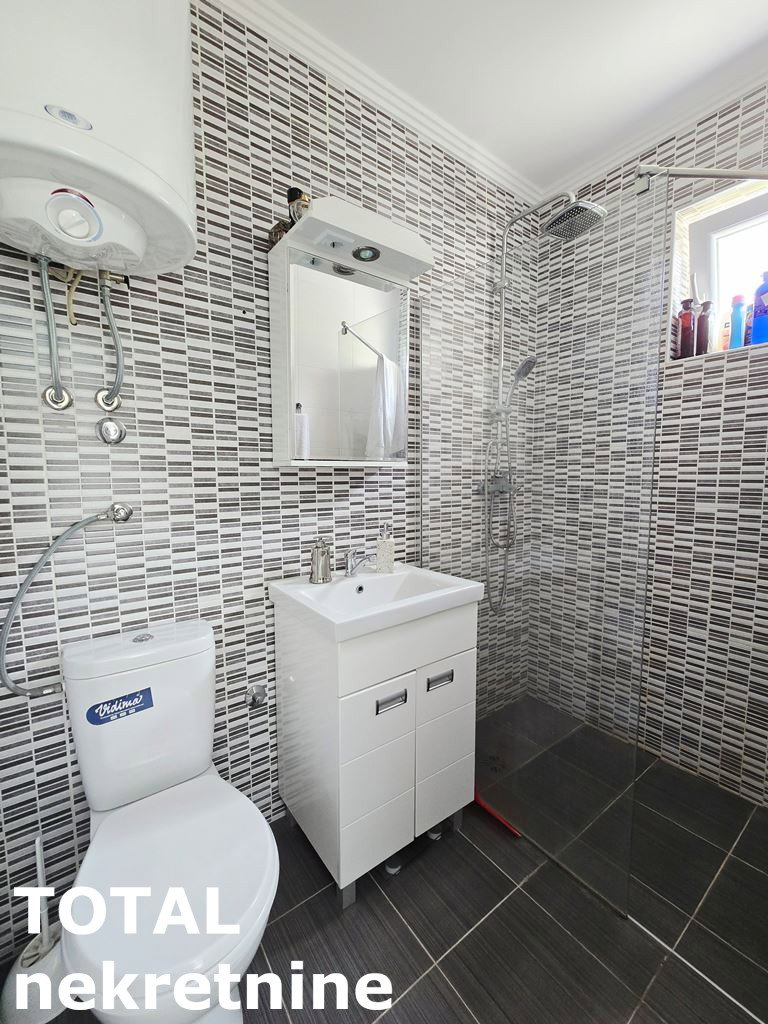 kuce-cardak-3091619-wd9cl Kuća na prodaju, Čardak, Novi Sad, 244m², 490.000 €