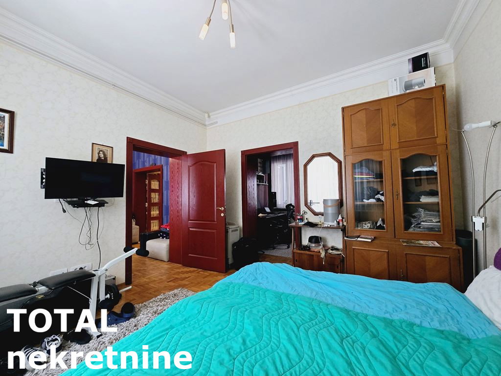 kuce-centar-3046281-4wu0n Kuća Prodaja Novi Sad 180 m2