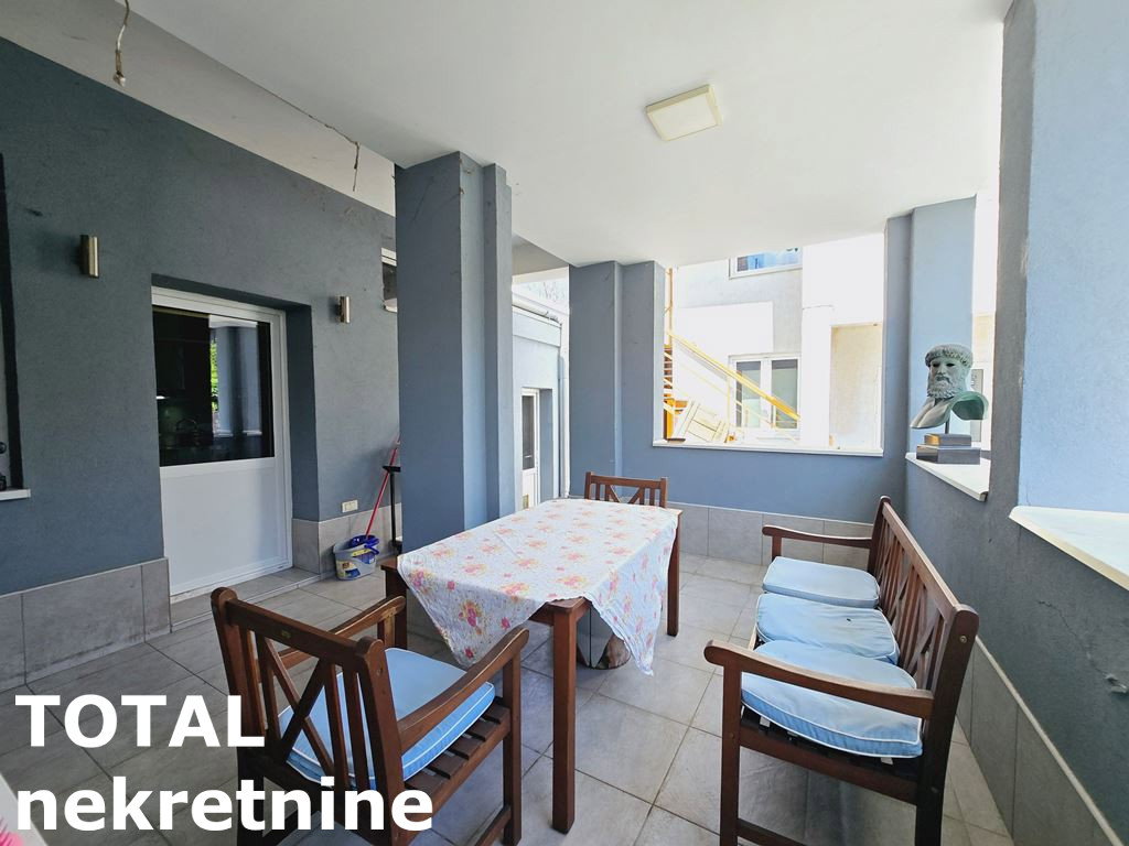 kuce-centar-3046281-w0emj Kuća na prodaju, Centar, Novi Sad, 180m², 446.600 €