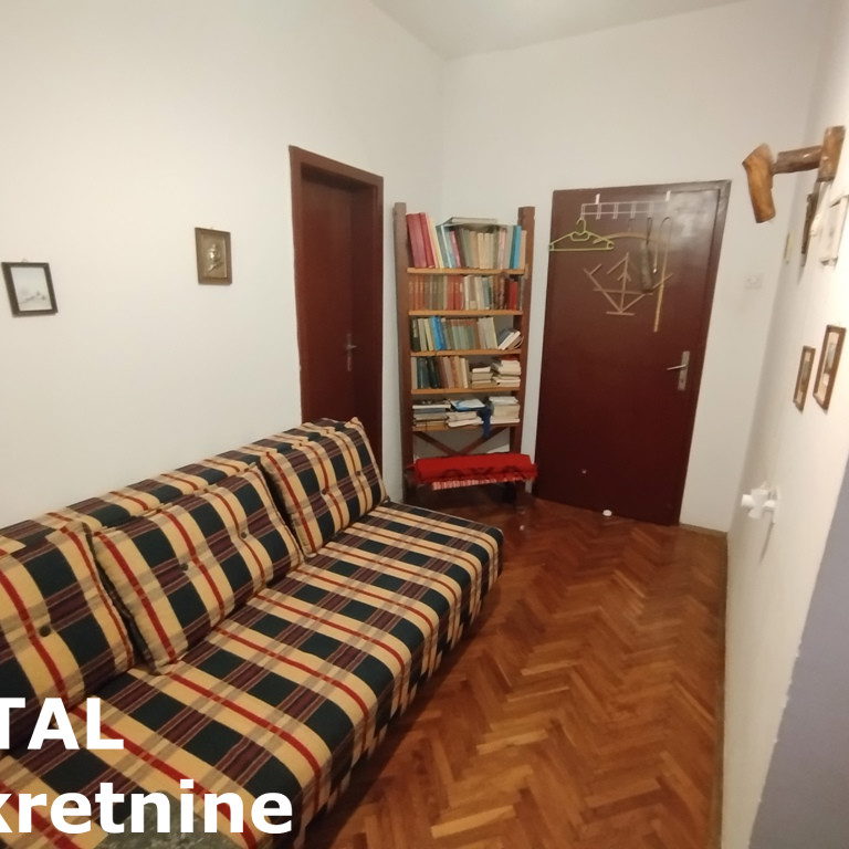 Kuća na prodaju, Sremska Kamenica, Novi Sad, 443m², 721.000 €
