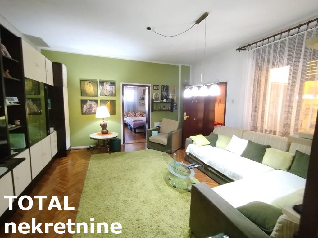 Kuća Prodaja Novi Sad  443 m2