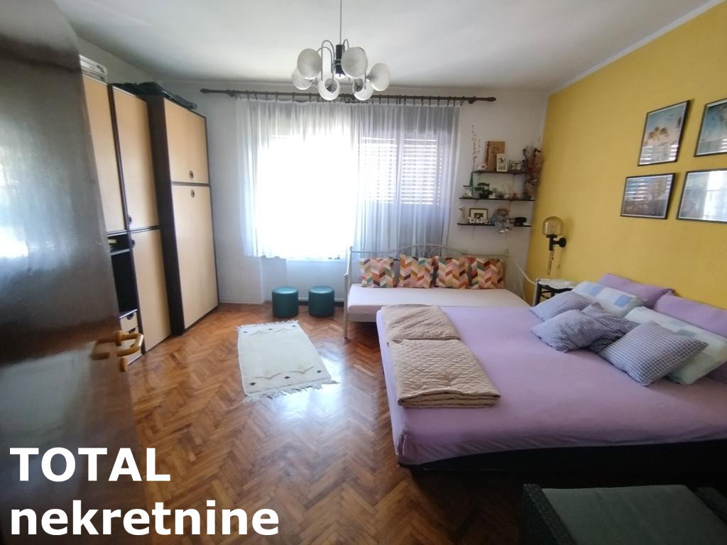 Kuća na prodaju, Sremska Kamenica, Novi Sad, 443m², 721.000 €