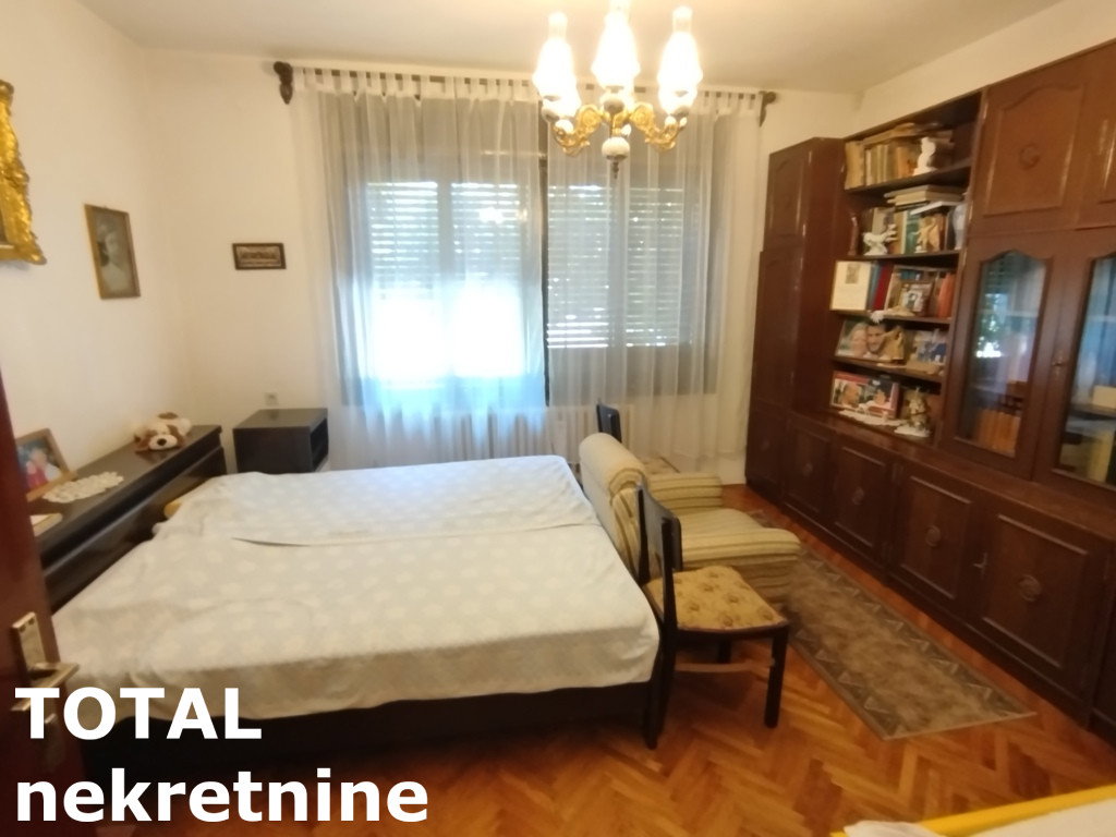 Kuća na prodaju, Sremska Kamenica, Novi Sad, 443m², 721.000 €