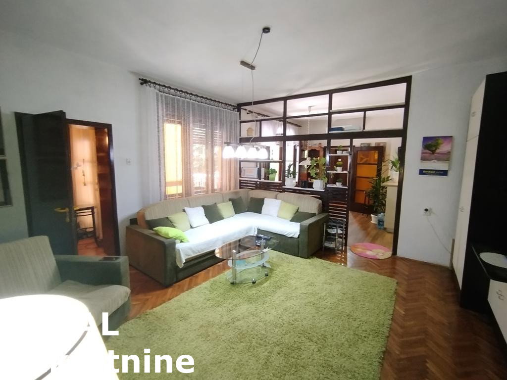 Kuća Prodaja Novi Sad  443 m2