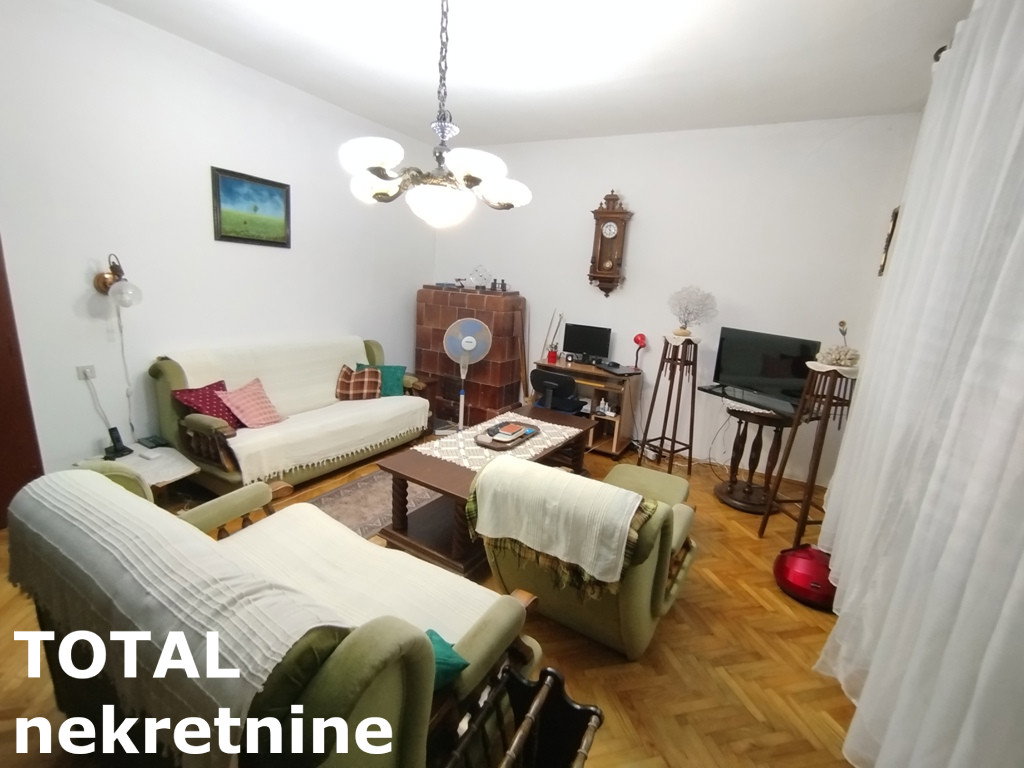 Kuća na prodaju, Sremska Kamenica, Novi Sad, 443m², 721.000 €
